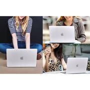 Carcasa pentru MacBook Air 15 2023 / 2024 M2, M3 Hard Shell Frost, transparent mat