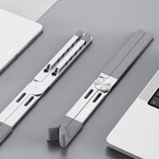 Stand Laptop Reglabil din Aluminiu ULS300 – Suport Rabatabil, Antialunecare, 5 Trepte de Înălțime, Compatibil până la 16” – Design Ergonomic și Portabil, argintiu