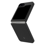 Husa pentru Samsung Galaxy Z Flip 6 Spigen - air skin - aramid black