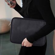 Husa pentru laptop 13 - 14 inch MacBook, Microsoft, Dell, HP, Lenovo, eleganta si subtire, protectie sporita, negru