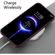 Husa pentru  iPhone 15 Pro Max Liquid Silicone, subțire, captusita cu microfibra, anti amprentă, protectie cameră foto, burgundy