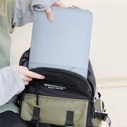 Husă Laptop 13-14" Slim SoftTouch – Design Elegant, Protecție Premium, Compartiment Accesorii, Ideală pentru MacBook, ASUS, Lenovo, HP, Dell, winter blue