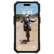 Husa iPhone 15 Plus UAG Pathfinder MagSafe, Ice