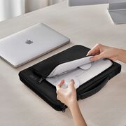 Geantă Premium Elegantă și Practică pentru Laptop 13 - 14 si tableta, compatibila Macbook, Lenovo, Microsoft, Acer, HP, Asus, cu Protecție Antişoc, Interior Moale, Compartimente Suplimentare și Design Modern, negru