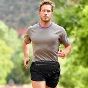 Borseta Multifunctionala Universală – Confort si Protectie pentru activitati sport, festivaluri, materiale usoare si impermeabile- negru