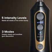 Irigator Bucal portabil Bitvae EasyClean, 15 Combinatii de Curatare, 6 Duze Jet, 300ml, IPX7, Water Pressure 130PSI, 40 Zile Autonomie, acumulator reincarcabil USB, husa de transport – Ideal pentru ingrijire Ortodontica si gingii sensibile - alb