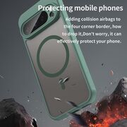 Husa pentru  Google Pixel 9 Pro cu protectie pentru lentile si MagSafe EasyCharge, Ghost Series Anti-ingalbenire, frosted - Verde