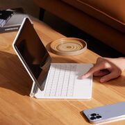 Husa pentru iPad Air 11 / Pro 11 - Baseus Brilliance Magnetic Keyboard Case Digital Display (ARJK010102) - White