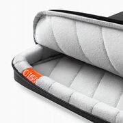 Geantă Laptop Elegantă 13”–14” cu 4 Compartimente, Curea de Umăr și Mâner – Protecție Plusată, Design Slim & Profesional – Compatibilă MacBook, Lenovo, HP, ASUS, Dell, negru / portocaliu