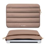 Husă Laptop Fluffy 13-14” – Design Soft Premium, Interior Plusat, Compartiment Accesorii, Protecție Antișoc – Compatibilă cu MacBook, Lenovo, ASUS, Dell, walnut