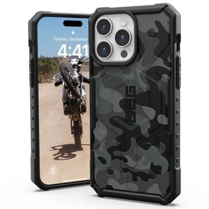 Husa iPhone 15 Pro Max UAG Pathfinder SE, Midnight Camo