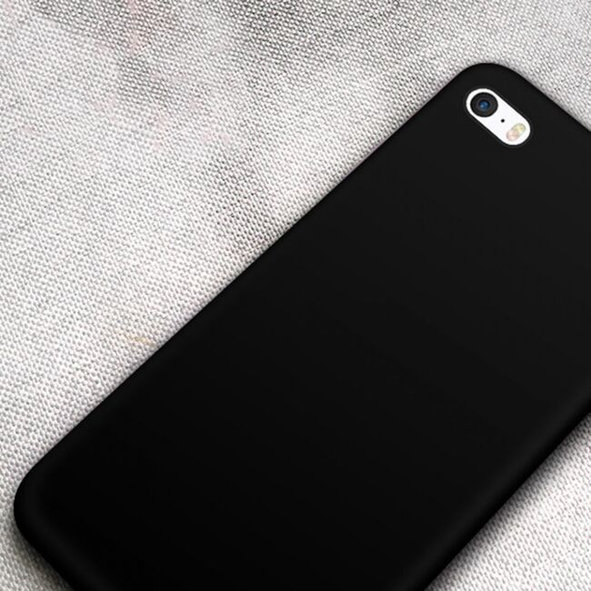 Husa iphone 5 / 5s din silicon moale, techsuit soft edge - negru
