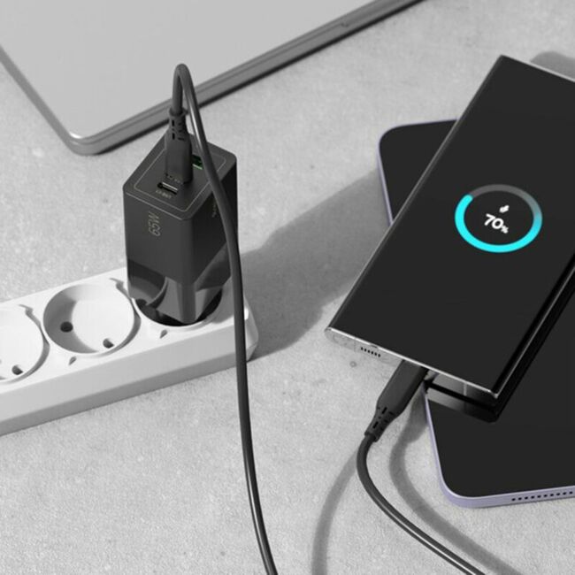 Statie de incarcare pentru priza Ringke 1 x USB 3.0, 2 x Type-C, GaN Fast Charging 65W - negru