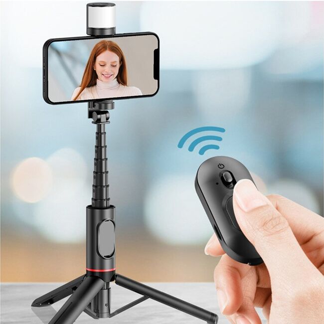 Selfie stick cu telecomanda, trepied LED Techsuit Q12S, negru