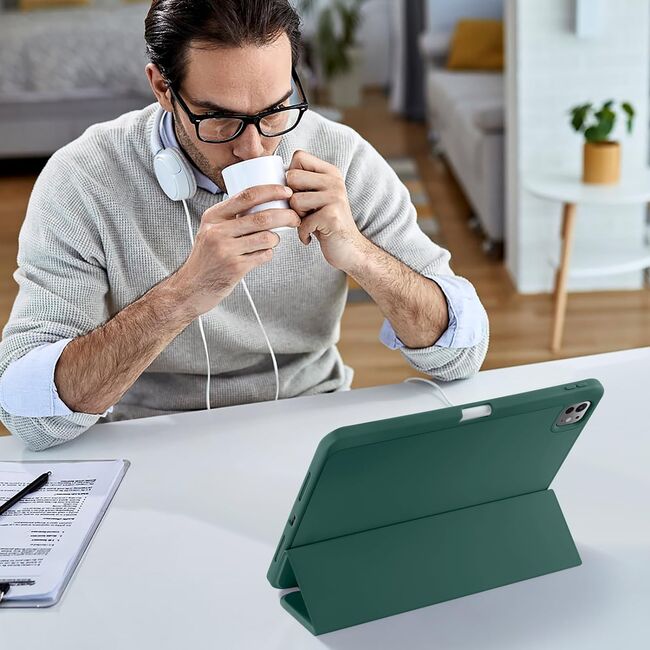 Husa pentru Apple iPad Pro 13" (2024) cu functie wake-up/sleep si compartiment pentru Apple Pen, verde inchis