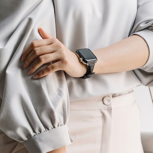 Curea pentru Apple Watch 4, 5, 6, 7, 8, 9, SE, SE2, Ultra, Ultra 2 (38/40/41mm) Leather Slim - negru intens