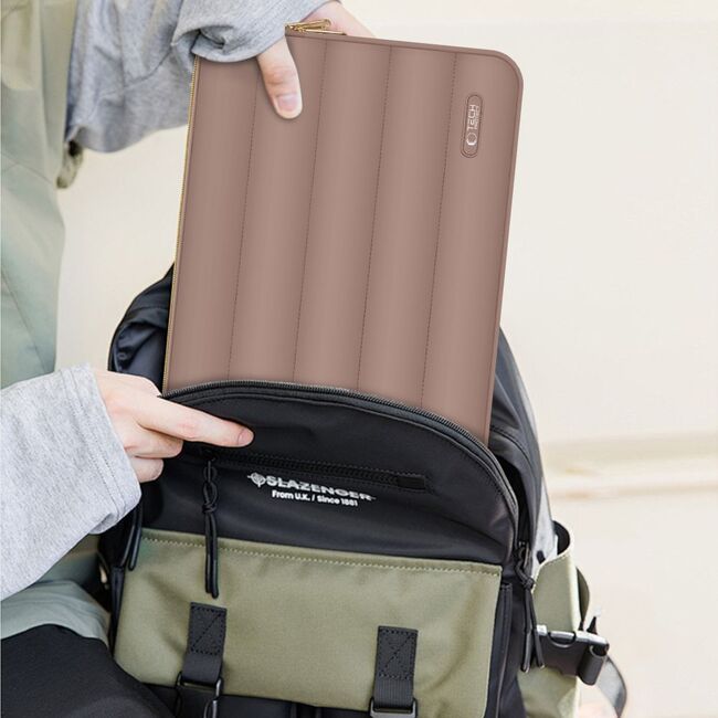 Set Elegant Tech-Protect Puffy: Husa Premium pentru Laptop 13-14 și Husa Accesorii, Protecție Deosebită, Design Rafinats, compatibila Macbook, Lenovo, Microsoft, Acer, HP, Asus, maro