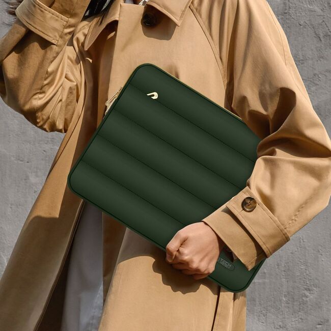 Set Elegant Tech-Protect Puffy: Husa Premium pentru Laptop 15-16 și Husa Accesorii, Protecție Deosebită, Design Rafinats, compatibila Macbook, Lenovo, Microsoft, Acer, HP, Asus, army green