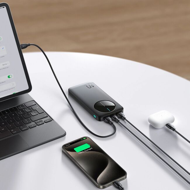 Acumulator extern Joyroom PowerBank JR-PBF12, 10000mAh, 12W, 1 x USB-C - 2 x USB-A - negru