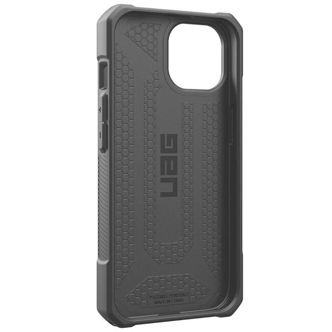 Husa iPhone 15 Plus UAG Monarch, Carbon Fiber