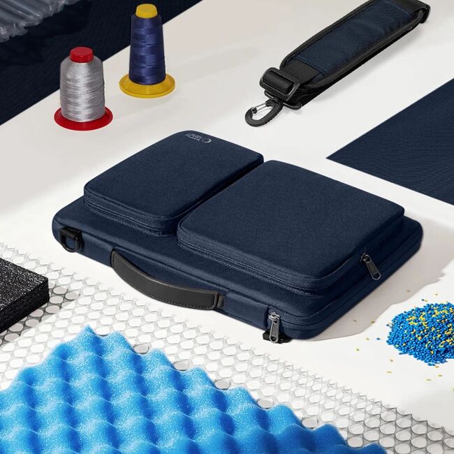 Geantă Defender Bag pentru Laptop 13-14 Inch – Eleganță și Protecție Premium pentru Echipamentele Tale, navy blue