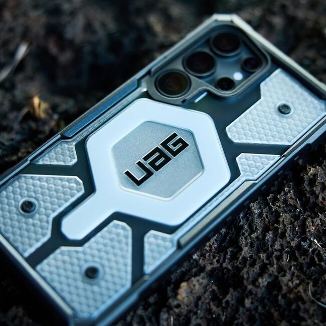 Husa Samsung Galaxy S25 Ultra UAG Pathfinder Clear MagSafe, Ice Silver