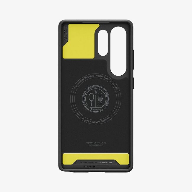 Husa premium pentru  Samsung Galaxy S25 Ultra Spigen - Rugged Armor MagSafe - Negru