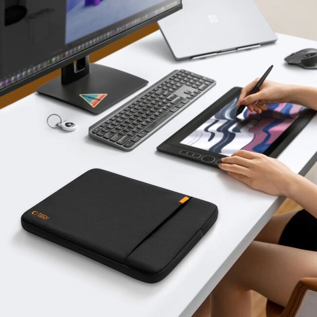 Geantă Premium Ultra-Protejată pentru Laptop 13-14” compatibila Macbook, Lenovo, Microsoft, Acer, HP, Asus – Design Elegant, Materiale Durabile, Protecție Avansată Antişoc, Interior Moale din Microfibră și Compartiment pentru Accesorii, negru