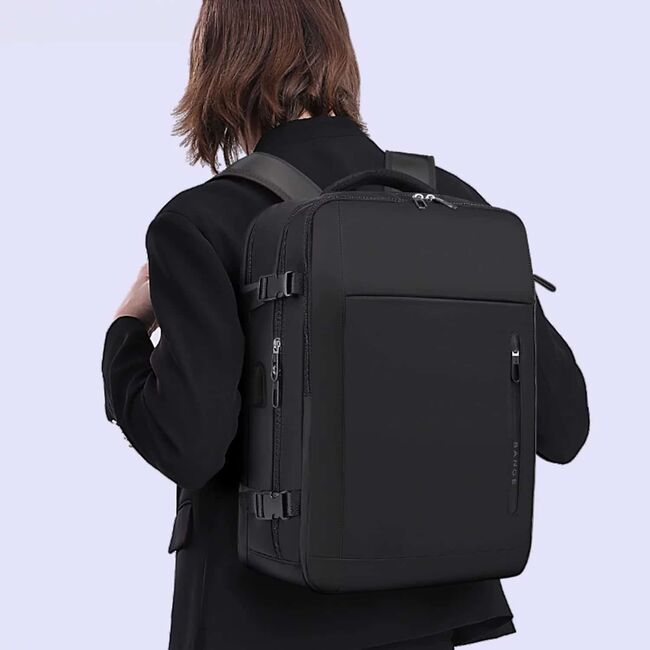 Rucsac Business & Travel cu Port USB – pentru Laptop pana la 15.6”, Impermeabil, Spatios si Elegant, compatibil WIzz Air si Ryan Air - negru
