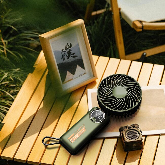 Ventilator Portabil Elegant AX10 – Ecran Digital, 3 Viteze, Autonomie extinsa, acumulator reincarcabil USB-C 3600mAh, design compact - verde