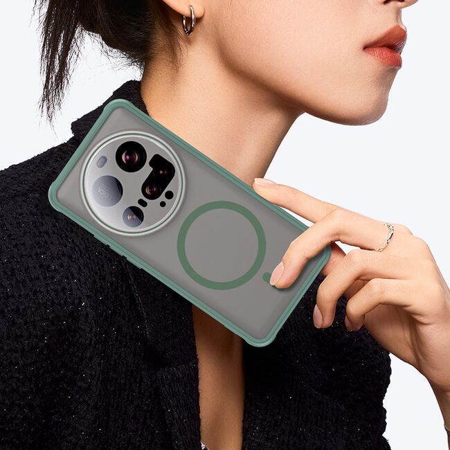 Husa pentru  Xiaomi 15 Ultra cu protectie pentru lentile si MagSafe EasyCharge, Ghost Series Anti-ingalbenire, frosted - Verde