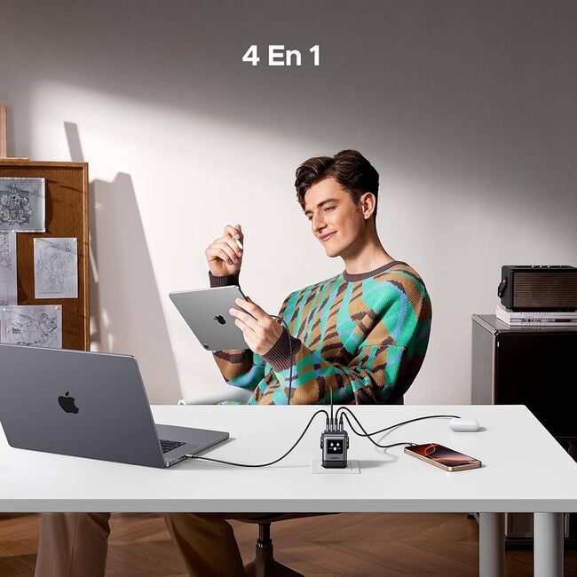 Incarcator 4 in 1 cu Display TFT, USB, Type-C, GaN, 100W - Ugreen Uno RG X688 (45515B) - Grey