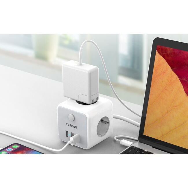 Prelungitor tip cub Tessan TS-301, comutator ON/OFF, 3 prize Shucko, 2 x USB, 1 x USB-C, cablu 1.5m, Alb