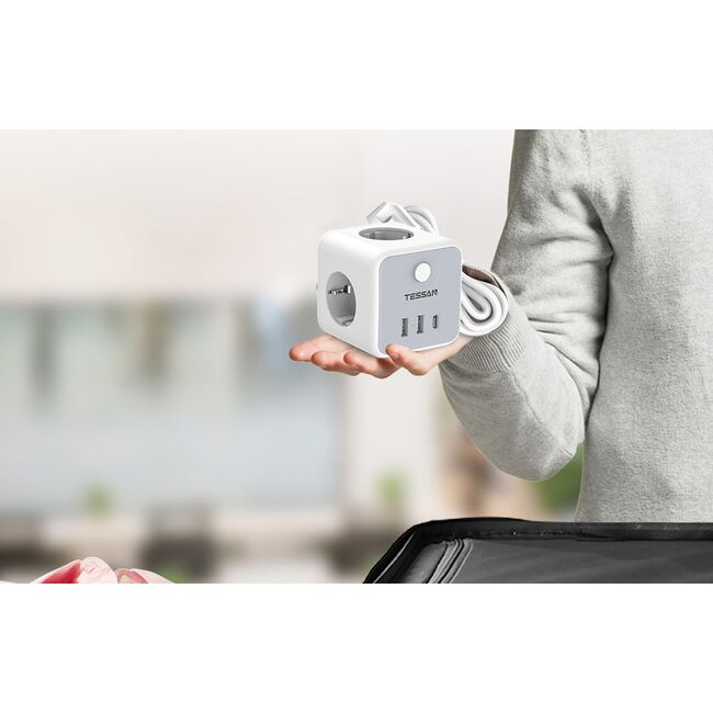 Prelungitor tip cub Tessan TS-301, comutator ON/OFF, 3 prize Shucko, 2 x USB, 1 x USB-C, cablu 1.5m, Alb