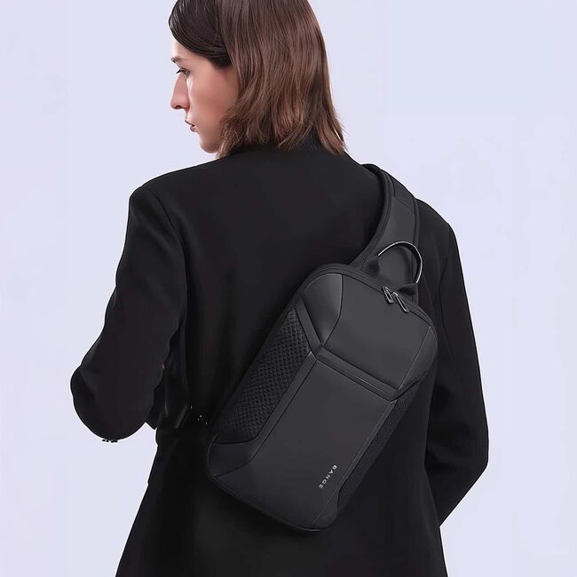 Rucsac Monostrap Sling AeroFlex SoloPack 8L Impermeabil pentru, Design Ergonomic, Ultra Ușor, Compartiment Protejat, Spate Ventilat, pentru Calatorii / Job / Scoala – Negru