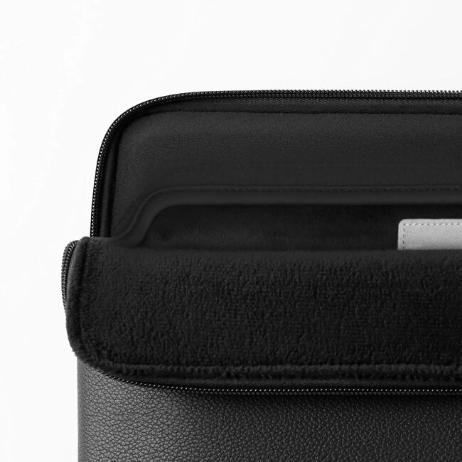 Husă Laptop 15-16” Sleeve Elegance – Design Slim din Piele Ecologică, Căptușeală Fleece, Protecție Premium, Compatibilă MacBook, Lenovo, ASUS, Dell, HP, negru