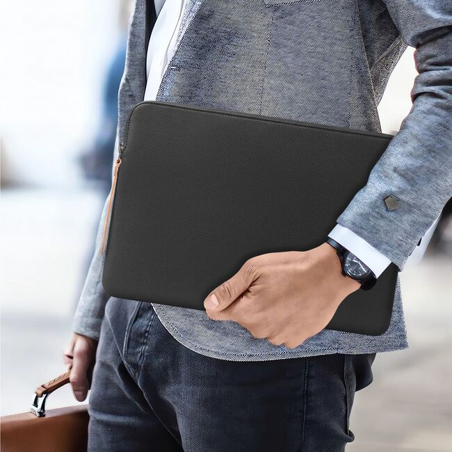 Husă Laptop 15-16” Sleeve Elegance – Design Slim din Piele Ecologică, Căptușeală Fleece, Protecție Premium, Compatibilă MacBook, Lenovo, ASUS, Dell, HP, negru