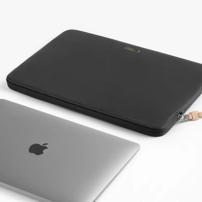 Husă Laptop 15-16” Sleeve Elegance – Design Slim din Piele Ecologică, Căptușeală Fleece, Protecție Premium, Compatibilă MacBook, Lenovo, ASUS, Dell, HP, negru