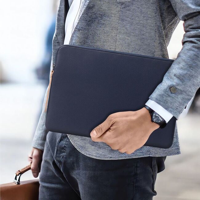 Husă Laptop 15-16” Sleeve Elegance – Design Slim din Piele Ecologică, Căptușeală Fleece, Protecție Premium, Compatibilă MacBook, Lenovo, ASUS, Dell, HP, navy blue