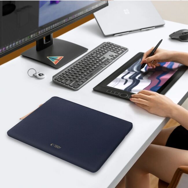 Husă Laptop 15-16” Sleeve Elegance – Design Slim din Piele Ecologică, Căptușeală Fleece, Protecție Premium, Compatibilă MacBook, Lenovo, ASUS, Dell, HP, navy blue
