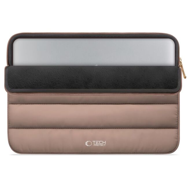 Husă Laptop Fluffy 13-14” – Design Soft Premium, Interior Plusat, Compartiment Accesorii, Protecție Antișoc – Compatibilă cu MacBook, Lenovo, ASUS, Dell, walnut